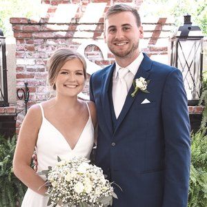 Meet your Posher, Elizabeth